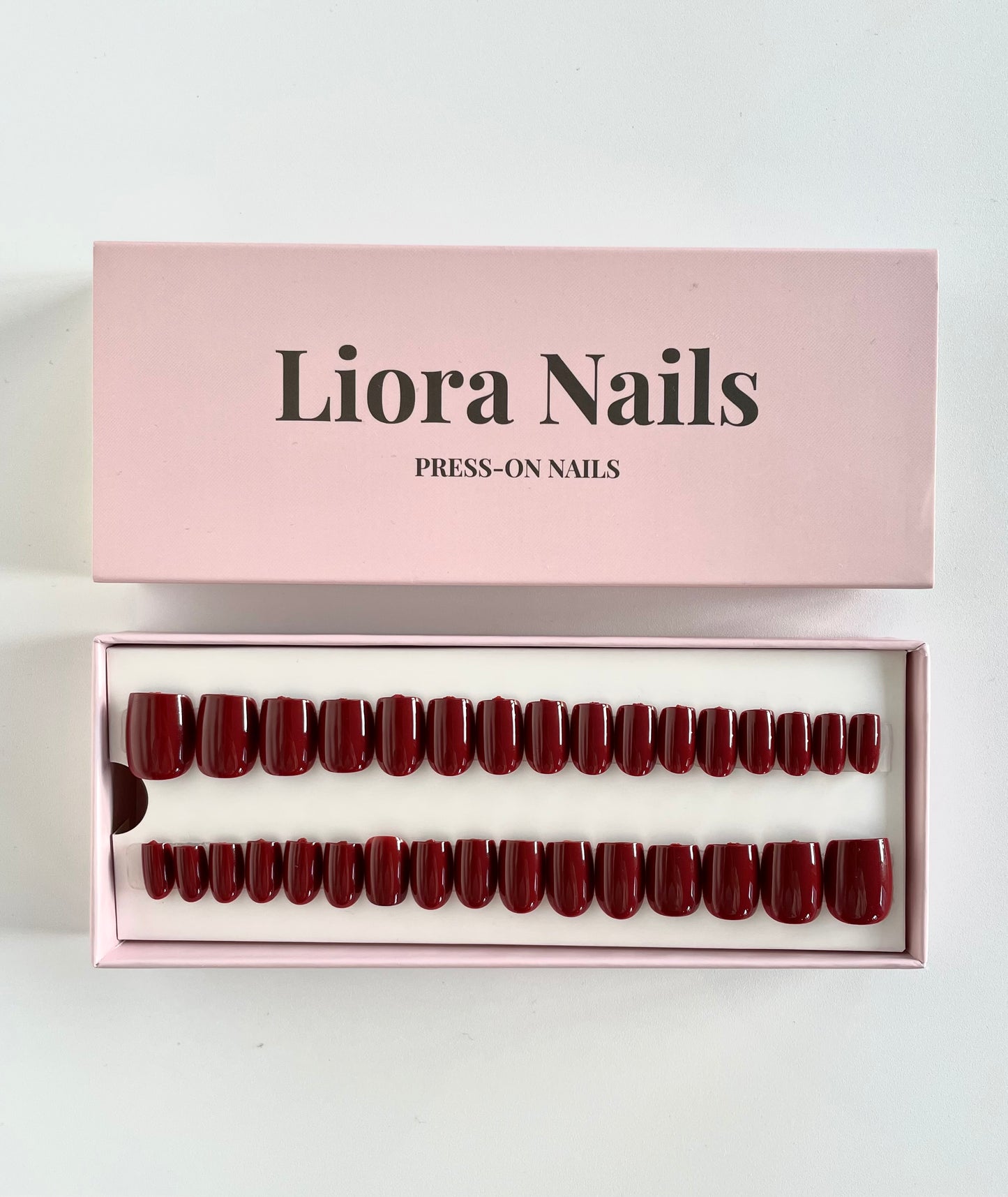 Red Elegance Short Square