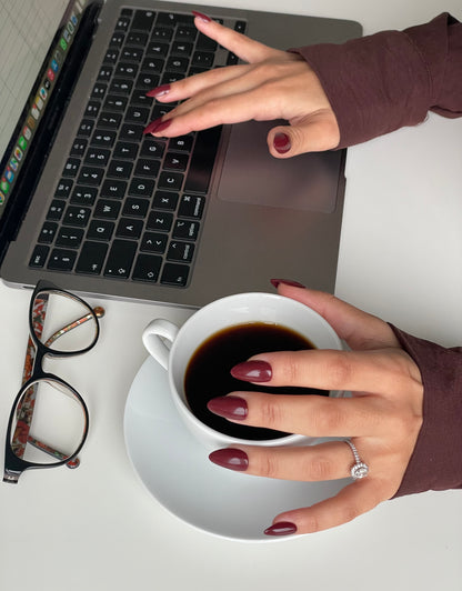 Wine Red Short Almond