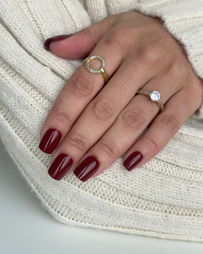 Red Elegance Short Square