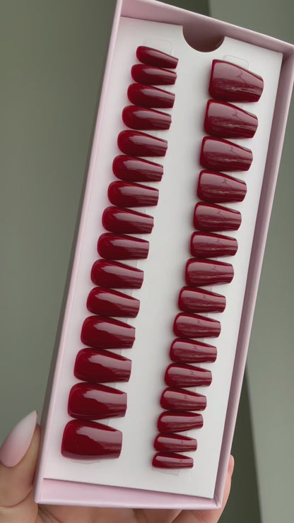 Red Elegance Short Coffin